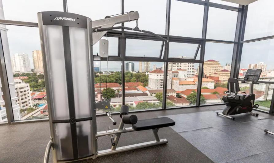 Tropicana 218 Macalister Sea & City View By Staycation Homestay George Town Dış mekan fotoğraf