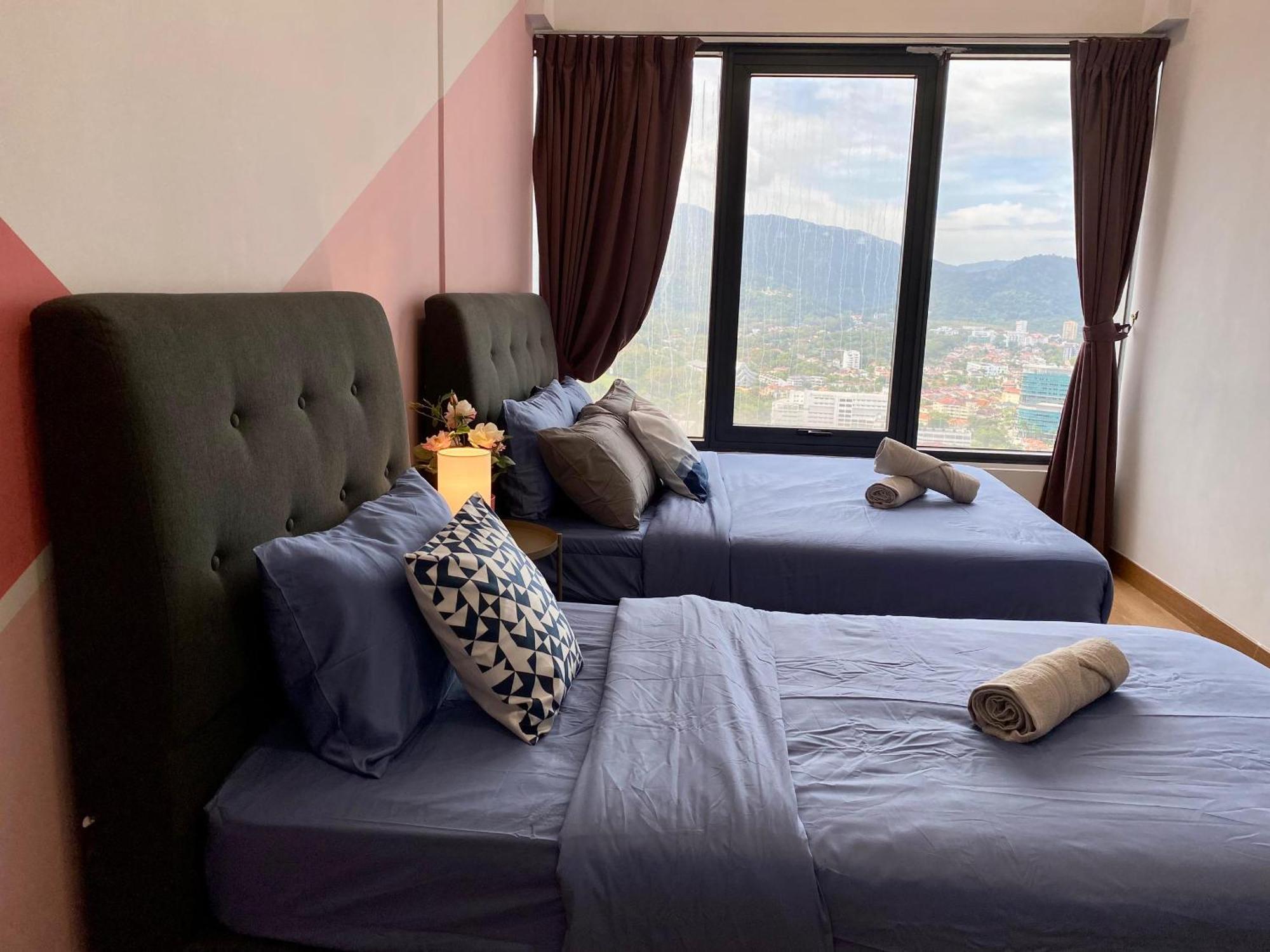 Tropicana 218 Macalister Sea & City View By Staycation Homestay George Town Dış mekan fotoğraf